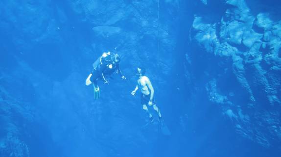Um encontro nas profundezas da Lagoa Misteriosa, em Bonito, no Mato Grosso do Sul